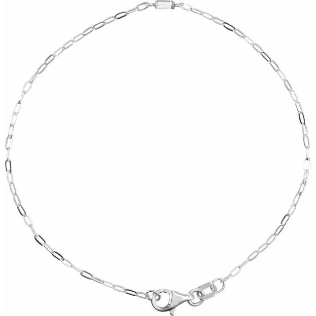 Golden Connections: 14K Diamond-Embraced Link Bracelet