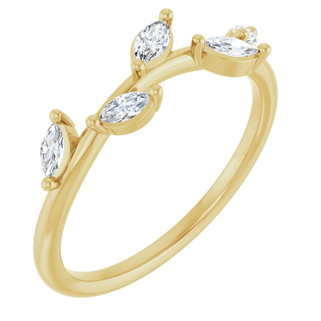 Ethereal Bloom – Natural Diamond Leaf Ring