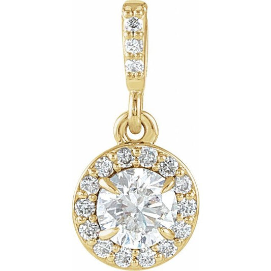 Gilded Brilliance – Halo-Style Diamond Dream Pendant