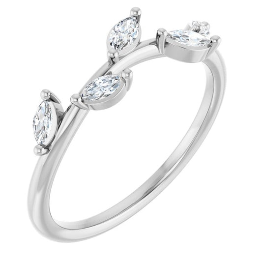 Ethereal Bloom – Natural Diamond Leaf Ring